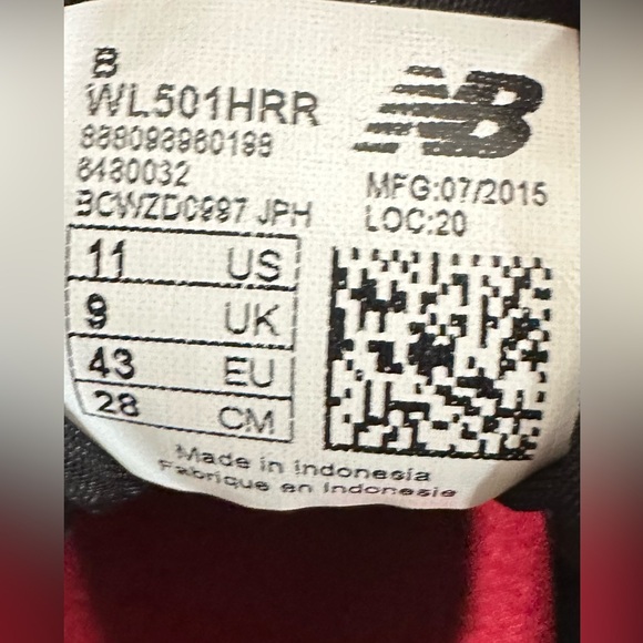 New Balance 501 Women’s Size 11 Red ,Leopard Print, Feminine And Functional - Picture 10 of 10